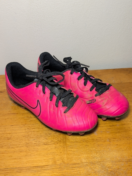 Nike Other - Nike Kids' Jr. Tiempo Legend 10 Club Multi-Ground Soccer Cleats Pink Size 1.5Y